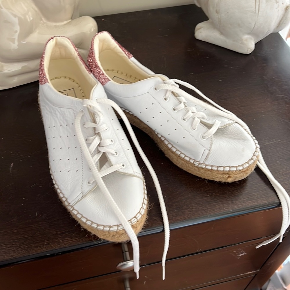 The shoe box sneaker